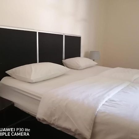 יוהנסבורג Rosebank Hostel מראה חיצוני תמונה
