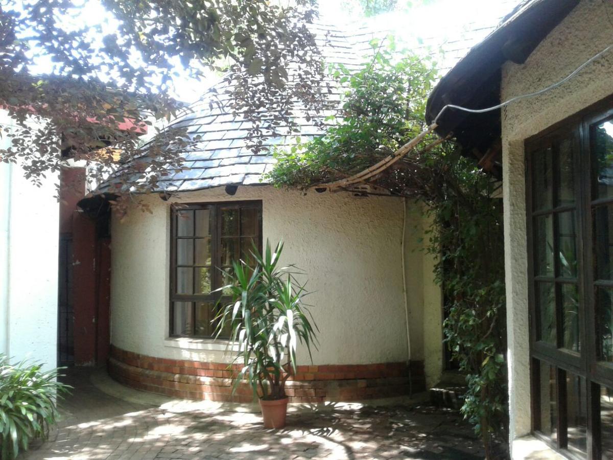 יוהנסבורג Rosebank Hostel מראה חיצוני תמונה